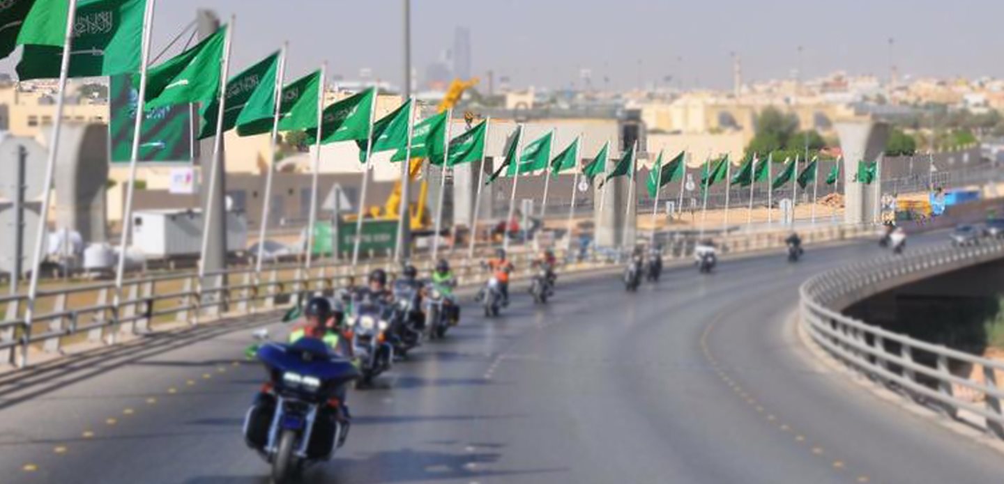 مسيرة الدراجات النارية حول الرياض